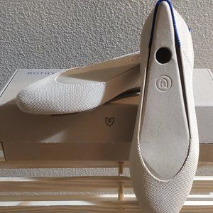 Rothys ecru "The Square" flats, size 8